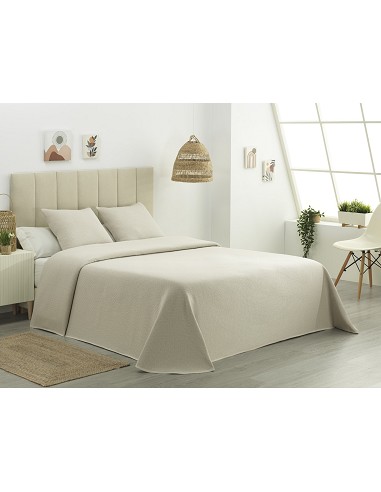 Colcha Piqué Aitana Beige Calidad Hotel Tejido Polialgodón