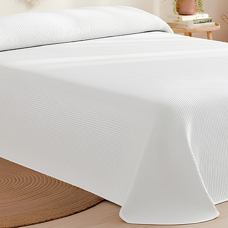 Colcha Piqué Hotel de Rayas Blanca en Relieve