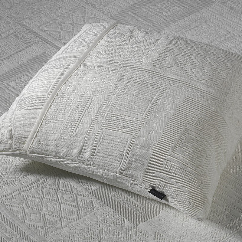 Colcha Piqué Blanca Cama Hotel Delta 22