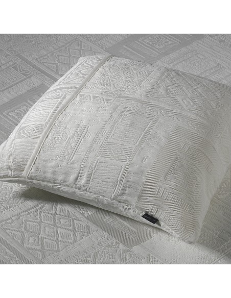 Colcha Piqué Blanca Cama Hotel Delta 22