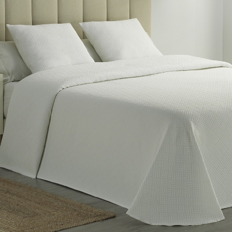 Colcha Piqué Jacquard Hotel Diseño Geométrico Beta